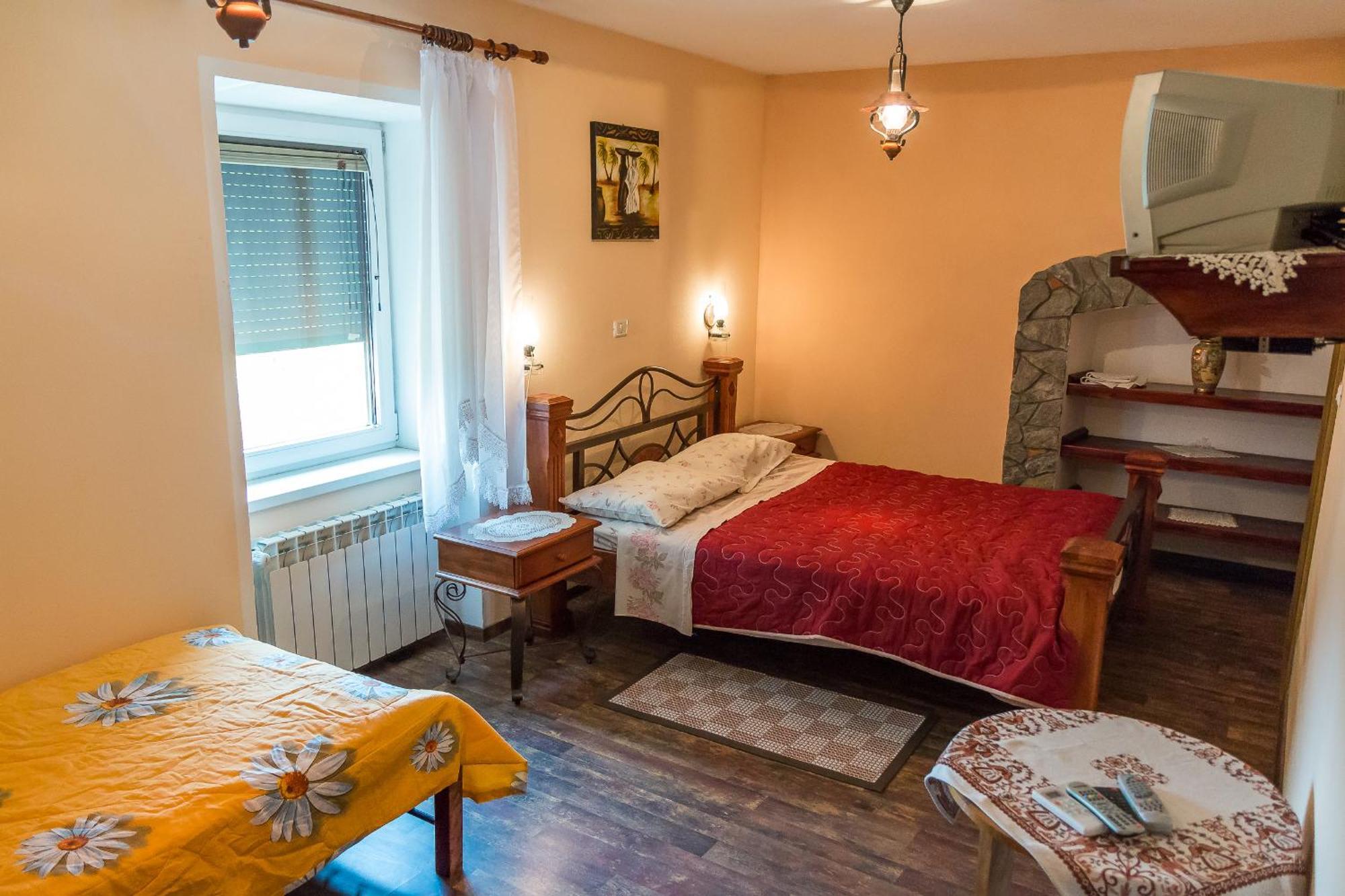 Apartma In Sobe Pilih Vipava Zimmer foto